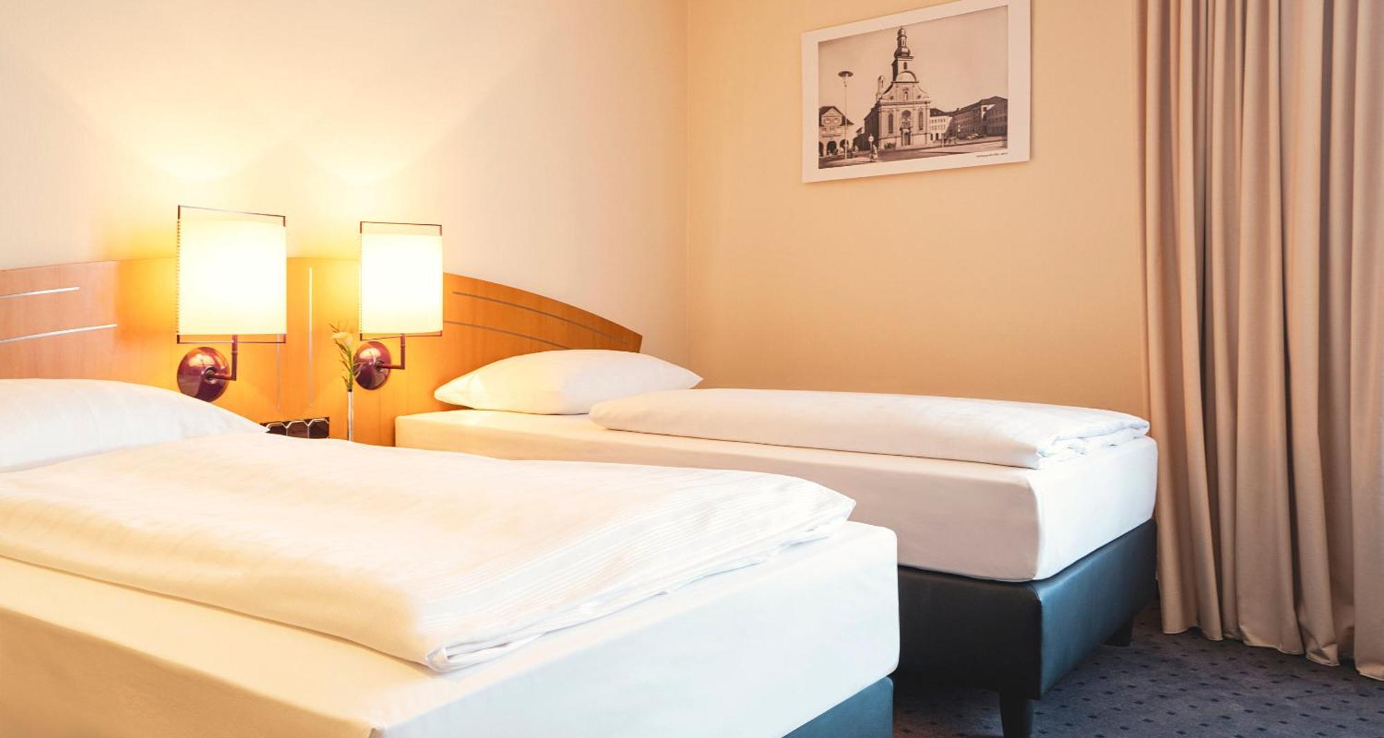 Victor'S Residenz-Hotel Frankenthal Frankenthal  Δωμάτιο φωτογραφία